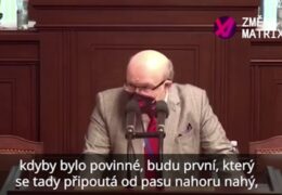 Válku, do naha! Vyzývá ministra studentská iniciativa Změna Matrixu